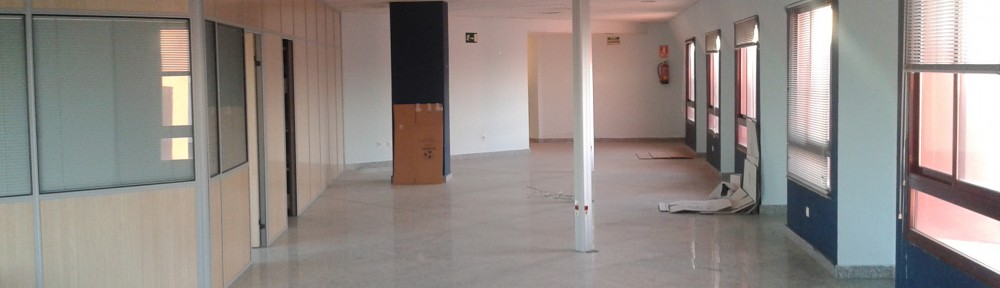 OFICINA EN PI NUEVO CALONGE