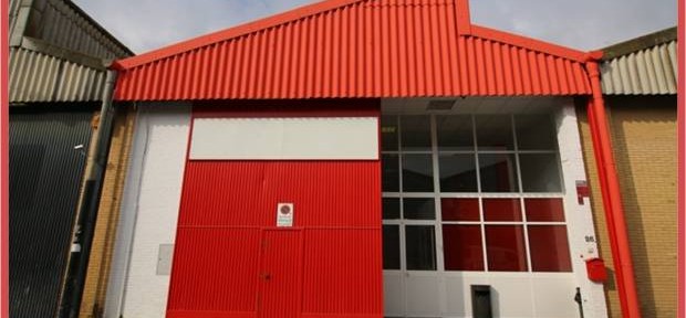 NAVE EN P.I. EL PINO