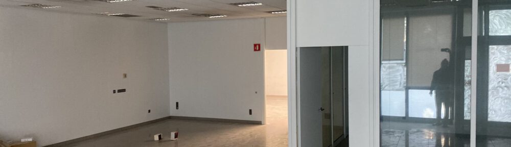 Local en P. I. PARSI (SEVILLA)